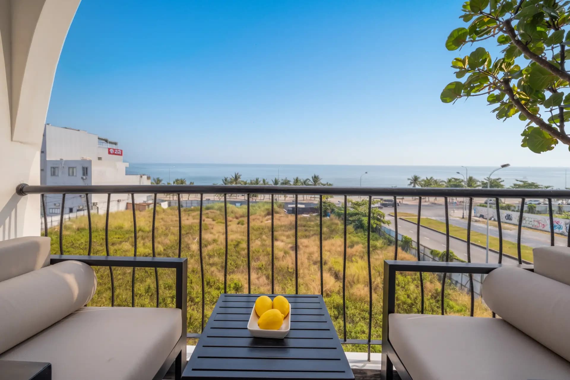 VILLA 12 PHÒNG NGỦ ĐÀ NẴNG- HỒ BƠI RIÊNG SÁT BIỂN MỸ KHÊ - Ảnh 12