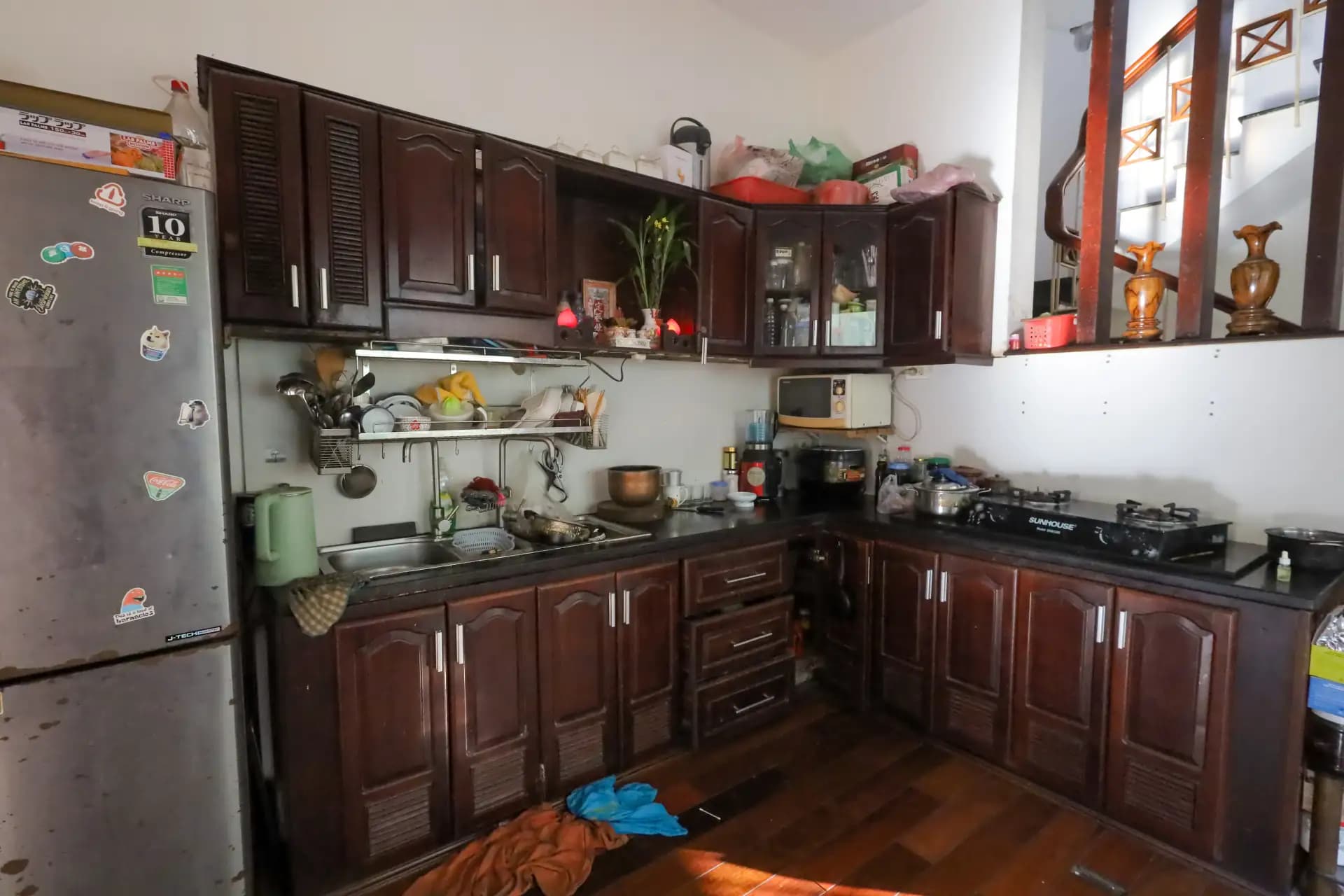 Nhà nguyên căn Hoàng Diệu ngập tràn ánh sáng tự nhiên 4PN 3 tầng + 1 trệt - Ảnh 9