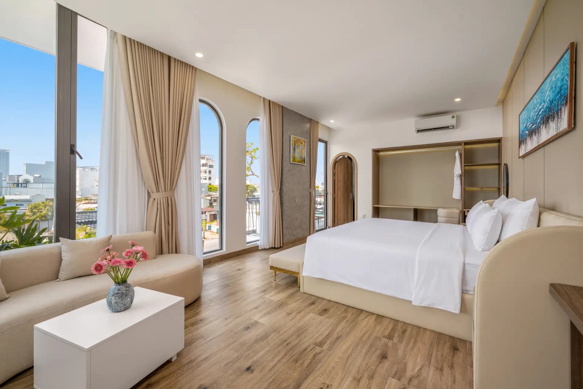 VILLA 12 PHÒNG NGỦ ĐÀ NẴNG- HỒ BƠI RIÊNG SÁT BIỂN MỸ KHÊ - Ảnh 7