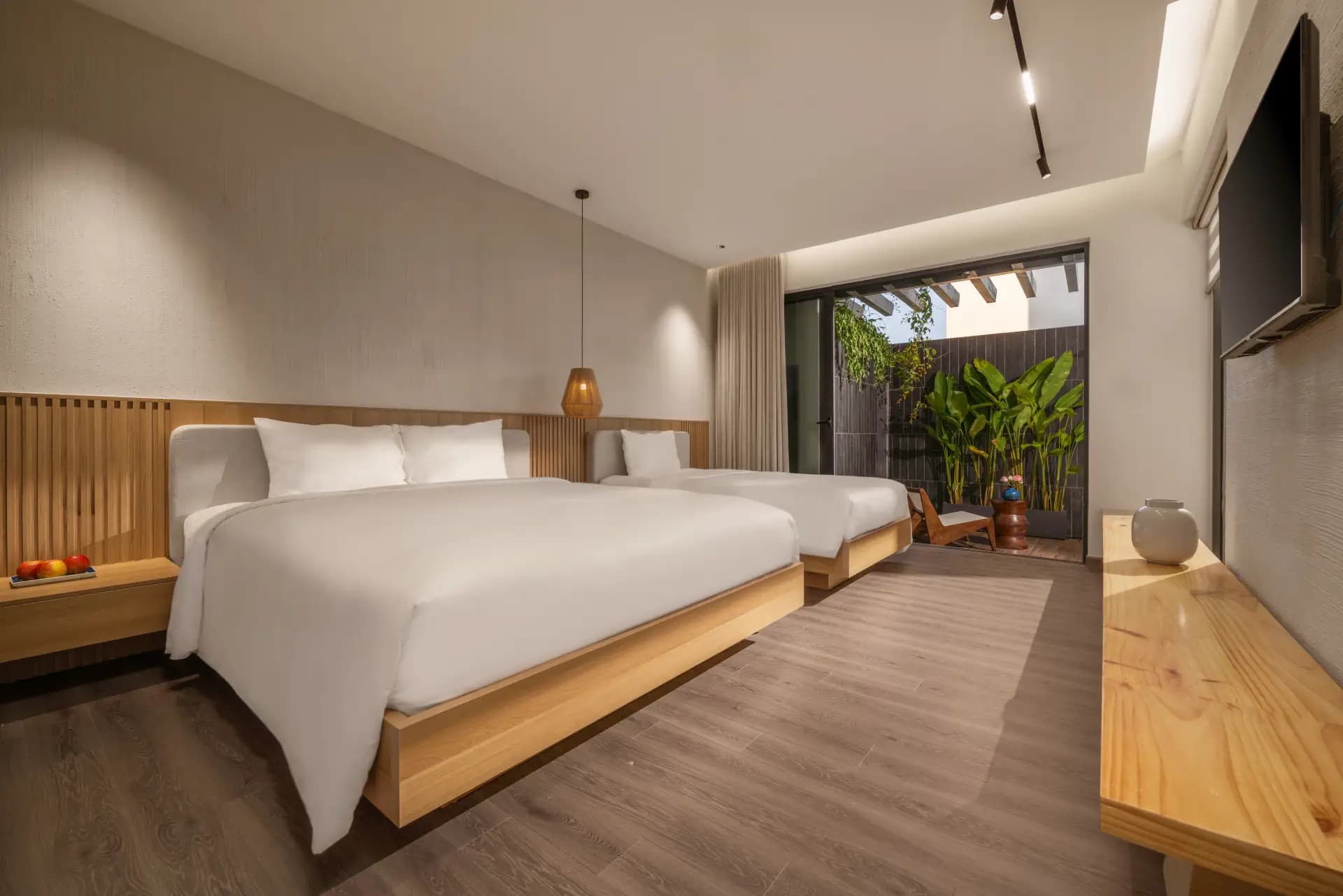 VILLA 6 PHÒNG NGỦ CÓ HỒ BƠI RIÊNG - GẦN SÂN GOLF ĐÀ NẴNG - Ảnh 8